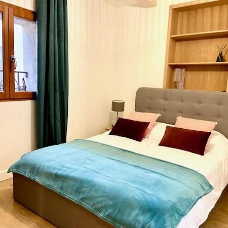 Rue Du Bateau Apartment Antibes Bagian luar foto