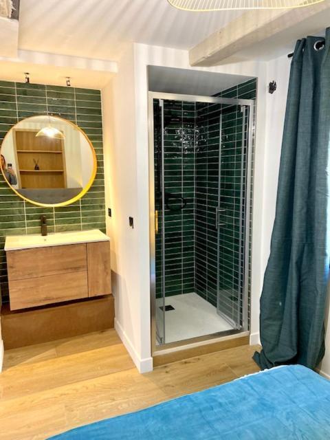 Rue Du Bateau Apartment Antibes Bagian luar foto